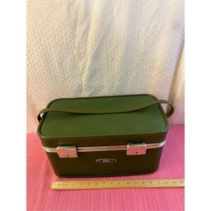 Boyle green travel case 15x7.5x8.5" vintage suitcase with key train case latches